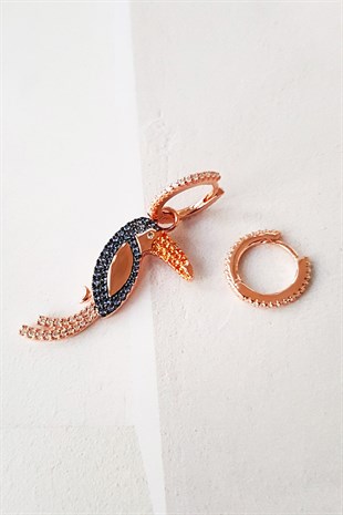 İTHAL MAVİ TAŞLI PAPAĞAN GÜMÜŞ KÜPE