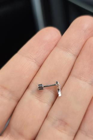 İTHAL MİNİ KUTUP YILDIZ TAŞLI GÜMÜŞ PİERCİNG