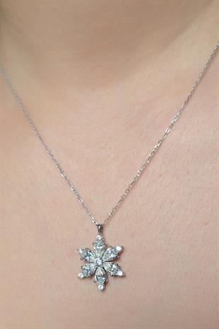 İTHAL MOZANİT KAR TANESİ GÜMÜŞ KOLYE