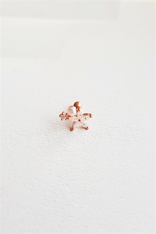 İTHAL TEKLİ İNCİ ÇİÇEKLİ ROSE GÜMÜŞ PİERCİNG KÜPE