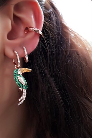 İTHAL YEŞİL TAŞLI PAPAĞAN GÜMÜŞ KÜPE