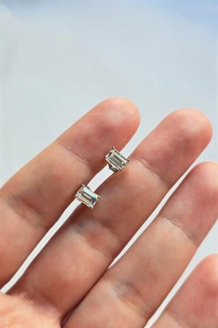 MOZANİT MİNİ BAGET DİKDÖRTGEN VİDALI GÜMÜŞ KÜPE