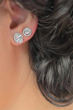 MOZANİT OVAL ETRAF TAŞLI GÜMÜŞ KÜPE