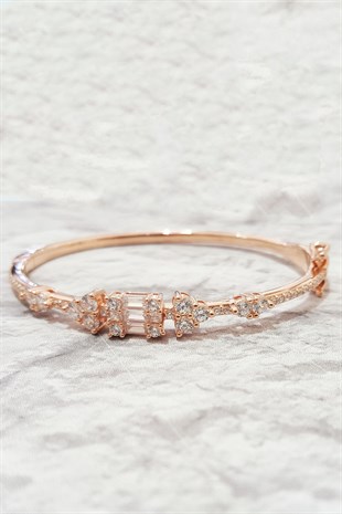 SPECIAL IMPORTED DESIGN BAGUETTE BRACELET