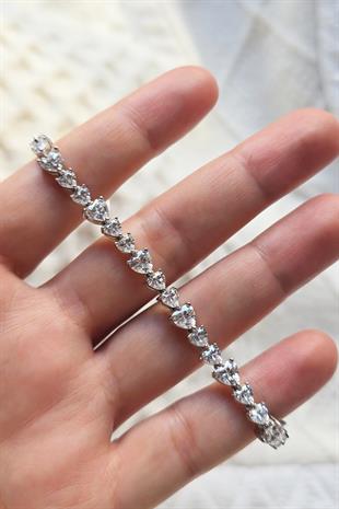 PREMİUM MOZANİT KALPLI GÜMÜŞ BİLEKLİK