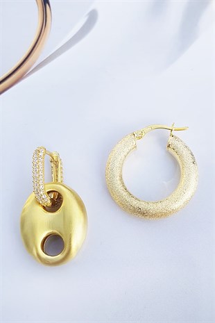 TEKLİ 2.5 CM MAT KAPLAMA GÜMÜŞ KÜPE