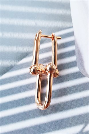 TEKLİ İTALYAN TİFF ROSE GÜMÜŞ KÜPE