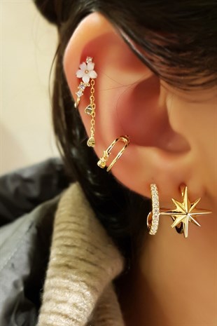 TEKLİ İTALYAN YILDIZLI ZİRKON TAŞLI GÜMÜŞ KÜPE