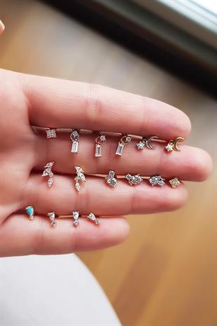 TEKLİ İTHAL 3 TRIANGLE TAŞLI GÜMÜŞ PİERCİNG