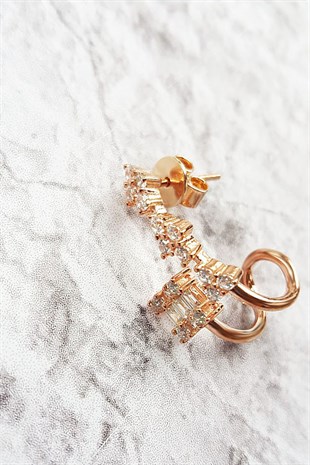 TEKLİ İTHAL  BAGET TASARIM KÜPE