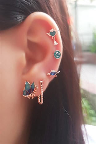 TEKLİ İTHAL KALPLİ ROZET GÜMÜŞ PİERCİNG KÜPE