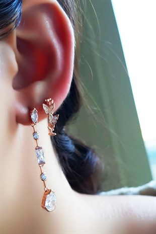 TEKLİ İTHAL KELEBEK TAŞLI GÜMÜŞ KÜPE