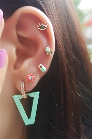 TEKLİ İTHAL LALE GÜMÜŞ PİERCİNG KÜPE