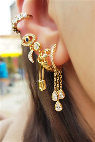 TEKLİ İTHAL MİNİ İÇİ GÜLEN FİGÜRLÜ GÜMÜŞ KÜPE