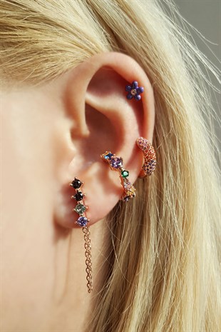 TEKLİ İTHAL RENKLİ TAŞLI GÜMÜŞ KÜPE