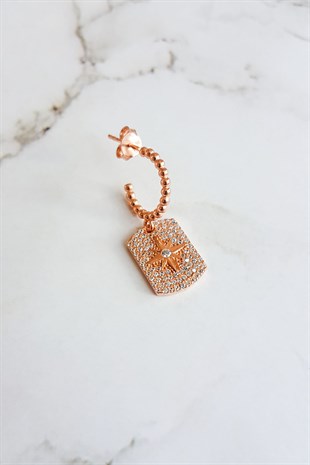 TEKLİ İTHAL ZİRKON TAŞLI KUTUP YILDIZLI GÜMÜŞ KÜPE