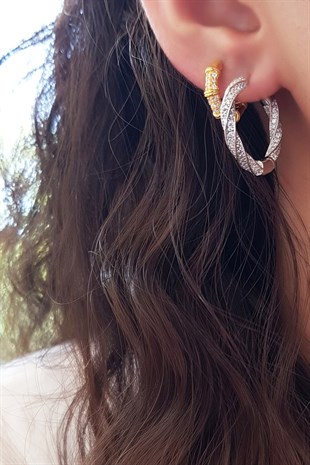 TEKLİ KEMİK MODEL İTALY HALKA GÜMÜŞ KÜPE
