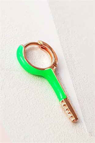 TEKLİ KURŞUN YEŞİL GÜMÜŞ KÜPE