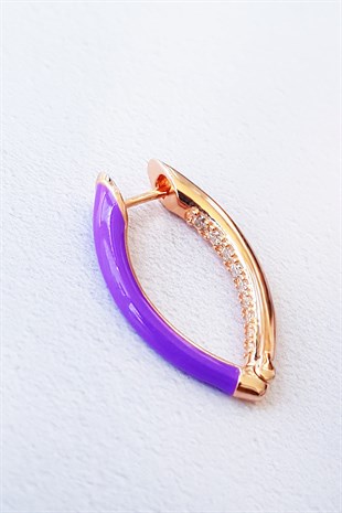 TEKLİ LITTLE V MOR İTHAL GÜMÜŞ KÜPE