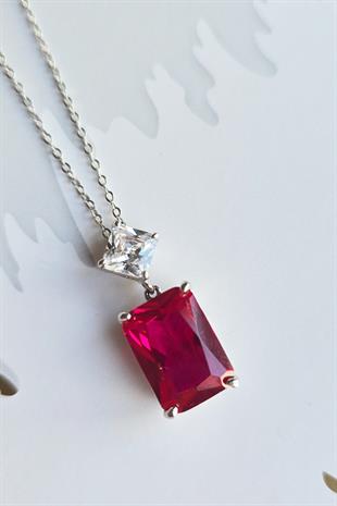 YAKUT RUBY DİKDÖRTGEN GÜMÜŞ KOLYE