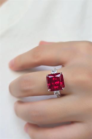 YAKUT RUBY KARE GÜMÜŞ YÜZÜK