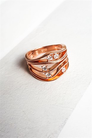 Zircon Stone Star Model Silver Ring