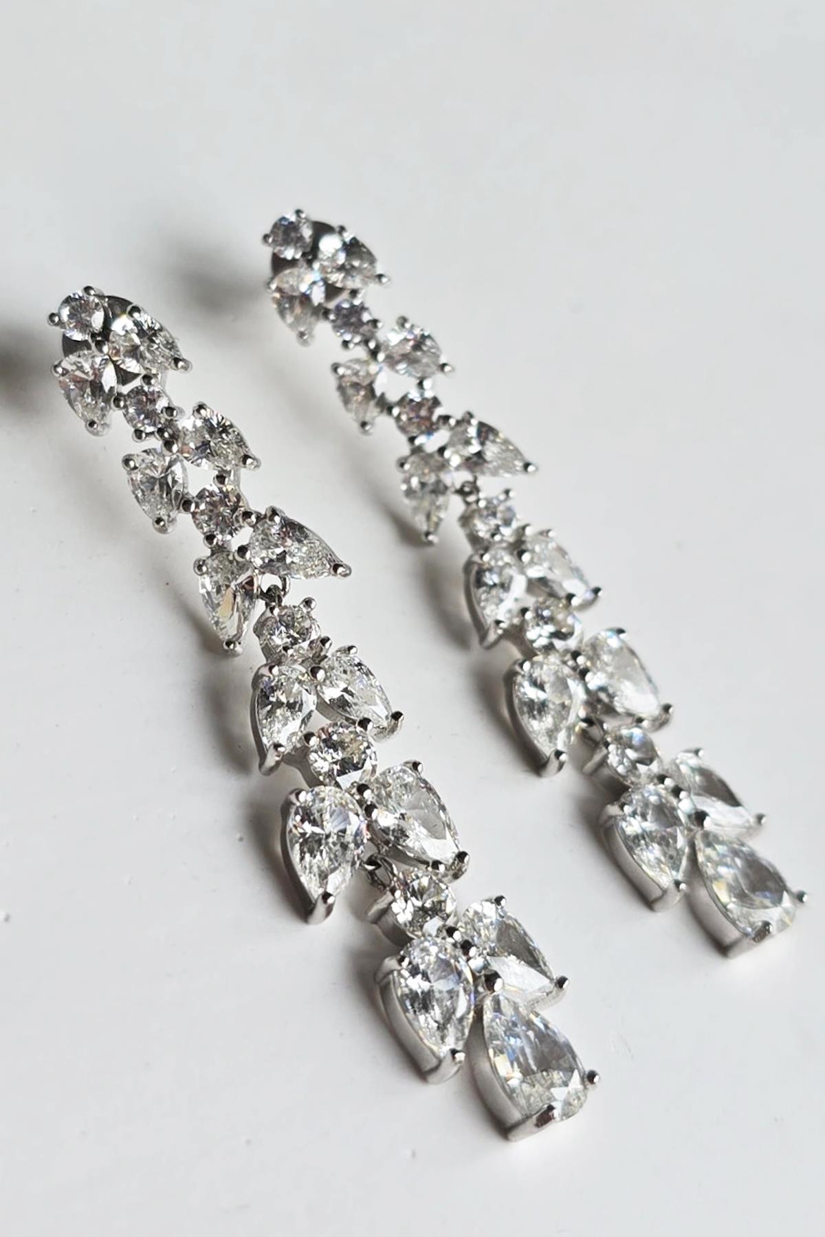 ÇİFT İTHAL MOZANİT SALLANTILI PREMİUM GÜMÜŞ KÜPE