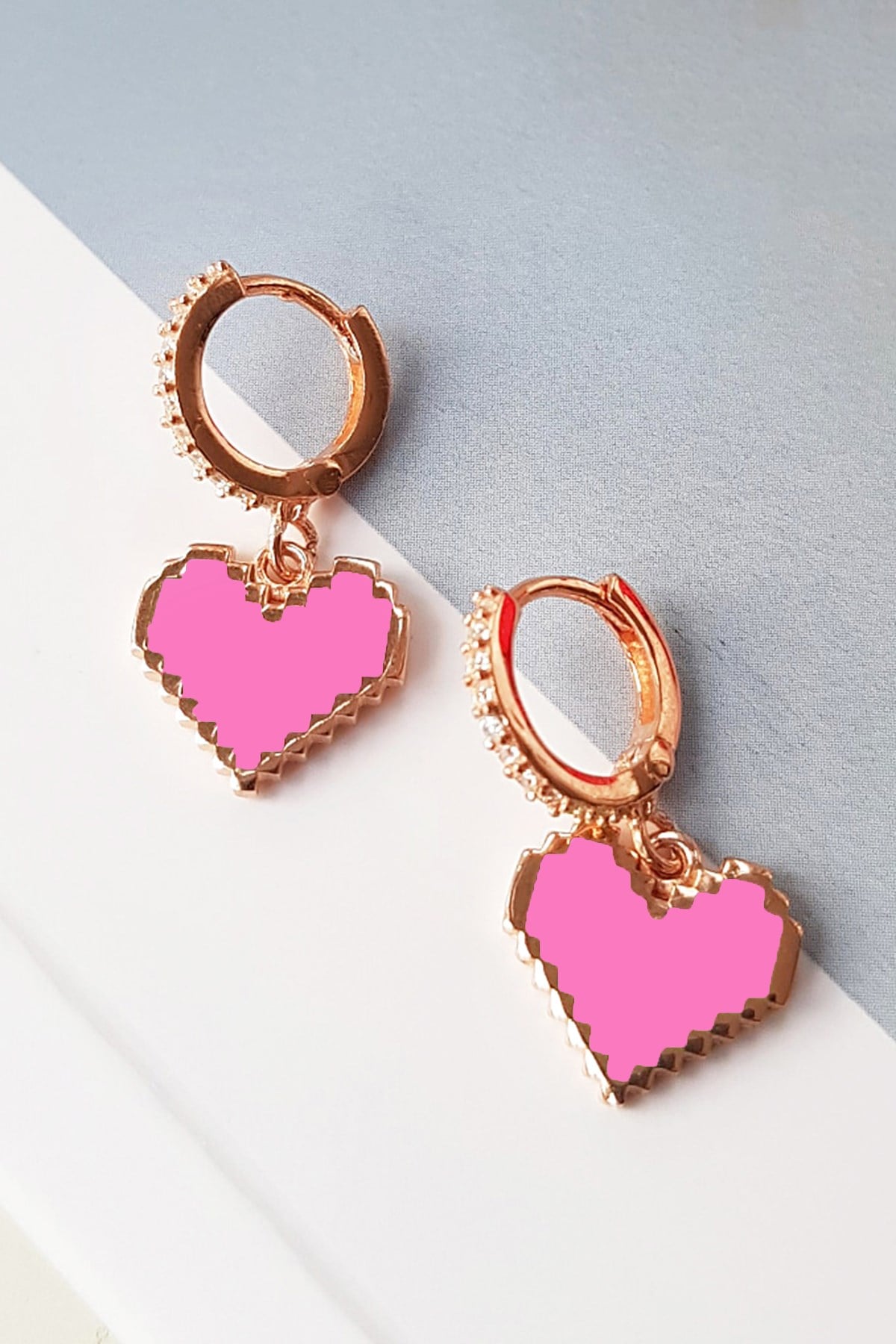 ÇİFTLİ, PEMBE KALP MODEL GÜMÜŞ KÜPE