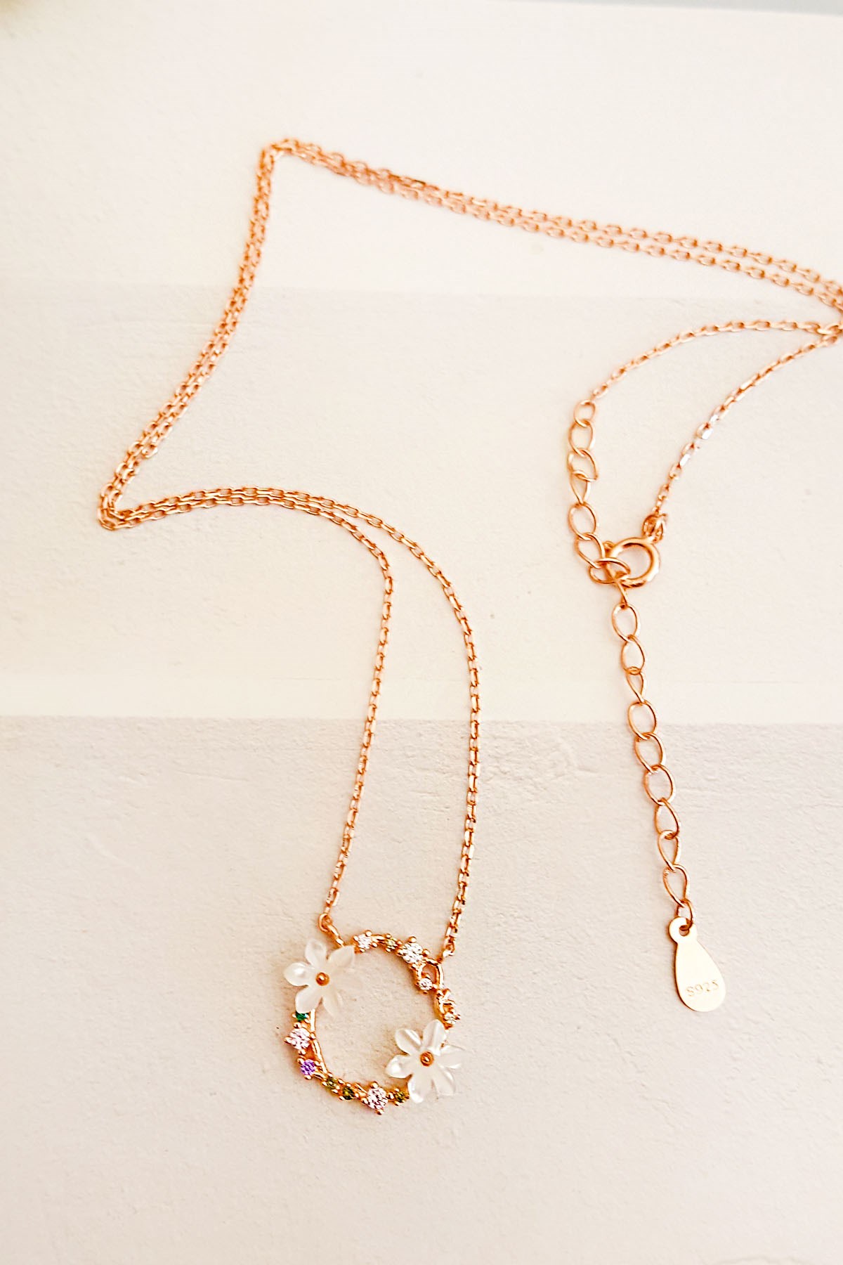 İthal Manolya Çiçekli Gümüş Kolye 