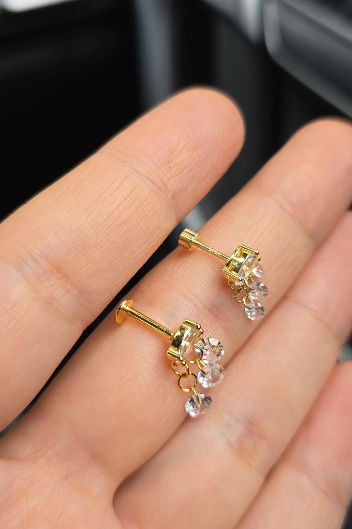İTHAL TRAGUS SALLANTILI TAŞLI GÜMÜŞ PİERCİNG