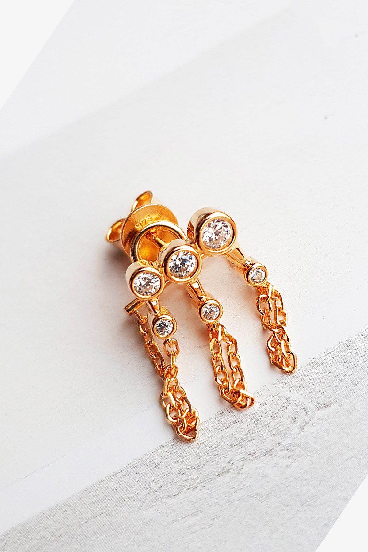 TEKLİ İTHAL 3 STONE CHAİN GÜMÜŞ KÜPE