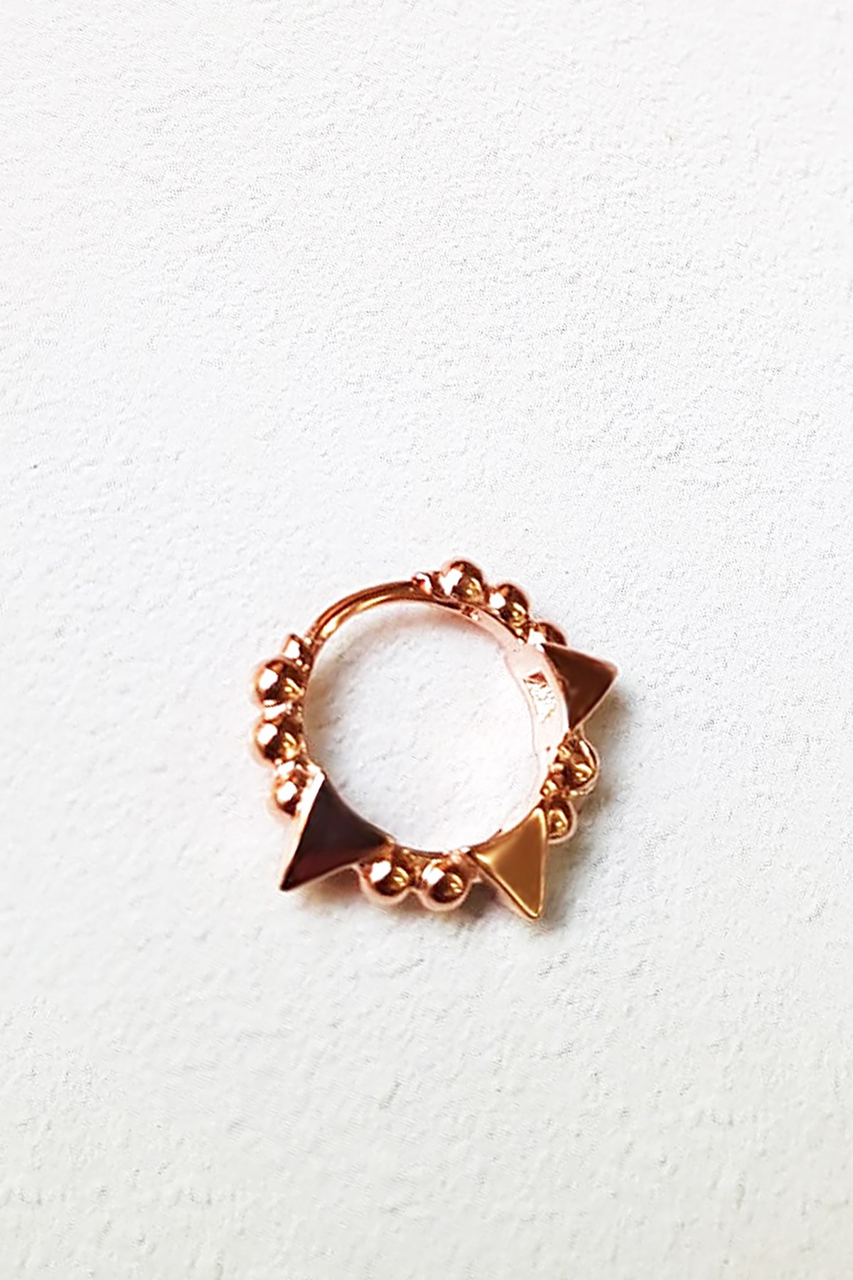 TEKLİ İTHAL HALKA SADE FİGÜRLÜ GÜMÜŞ KÜPE