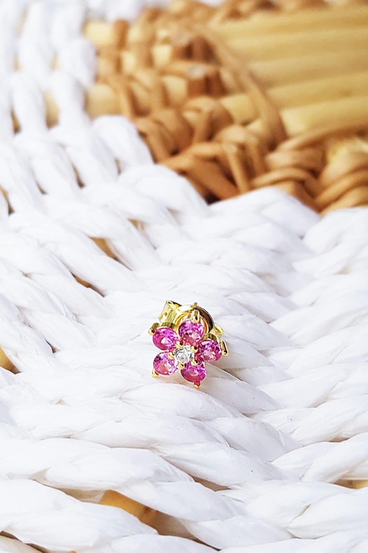 TEKLİ İTHAL MİNİ FUŞYA ÇİÇEKLİ GÜMÜŞ KÜPE