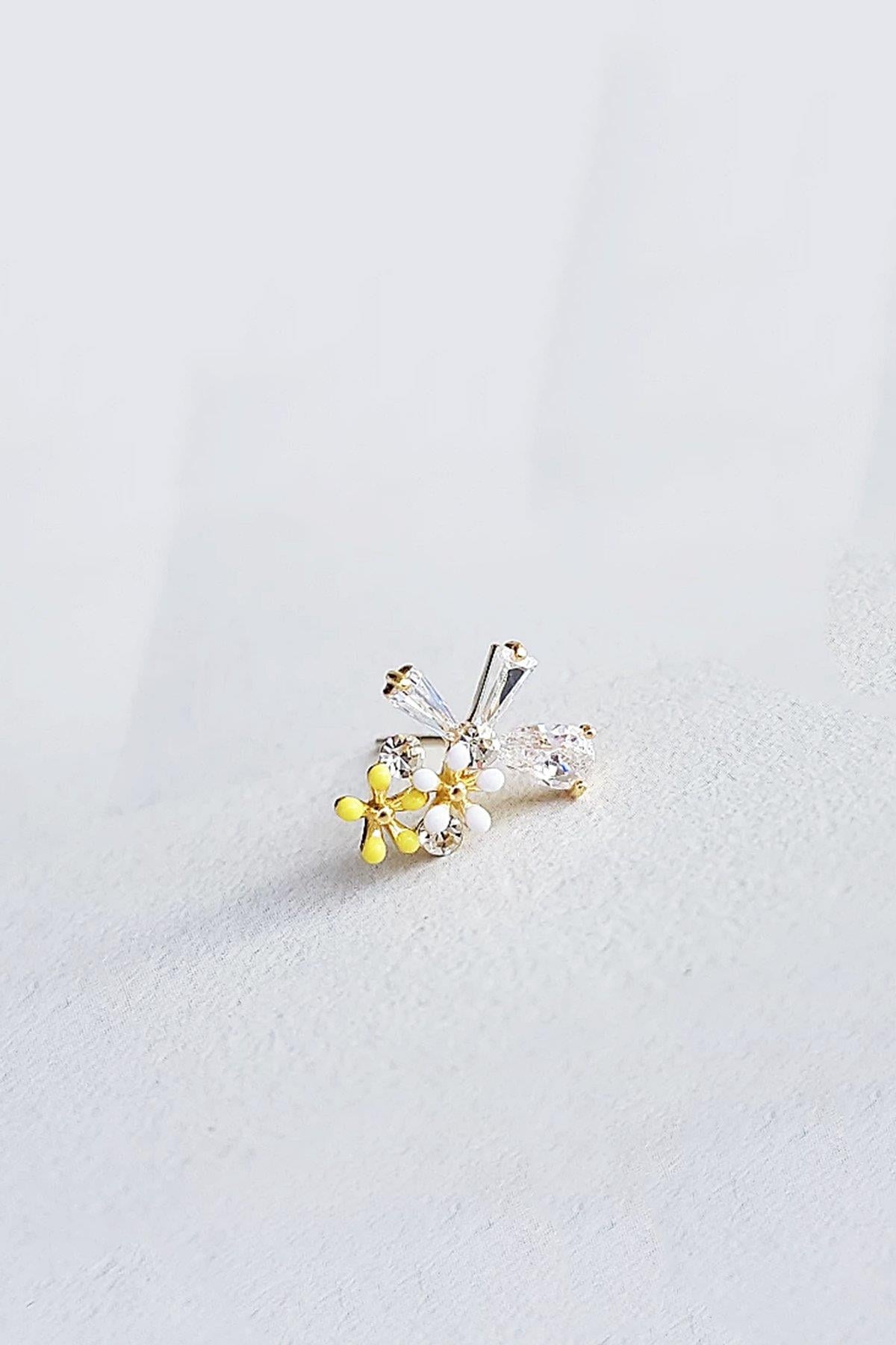 TEKLİ İTHAL SARI FLOWER ÇİÇEKLİ GÜMÜŞ KÜPE