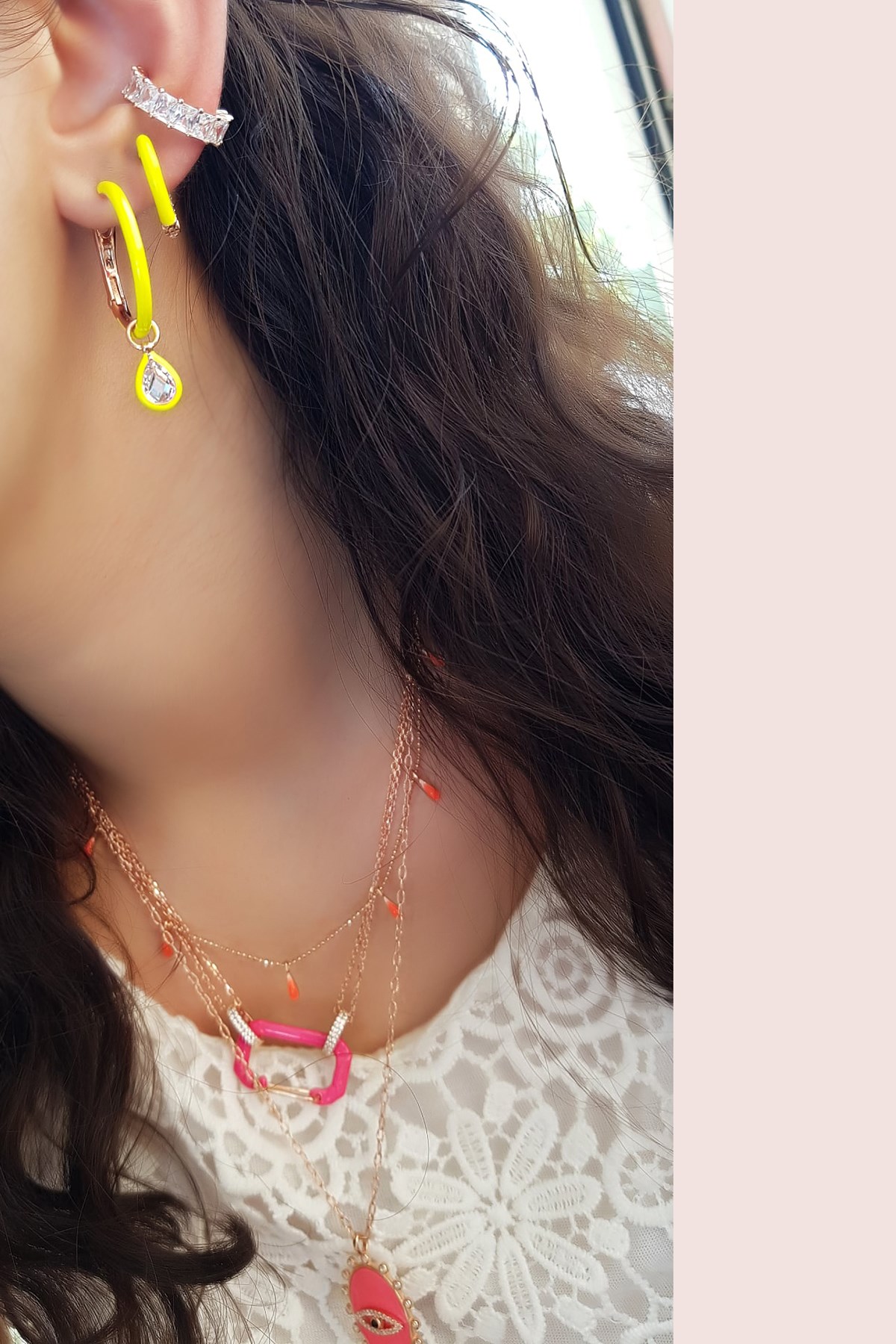 TEKLİ ORTA TEK DAMLA SARI MİNE İTHAL GÜMÜŞ KÜPE