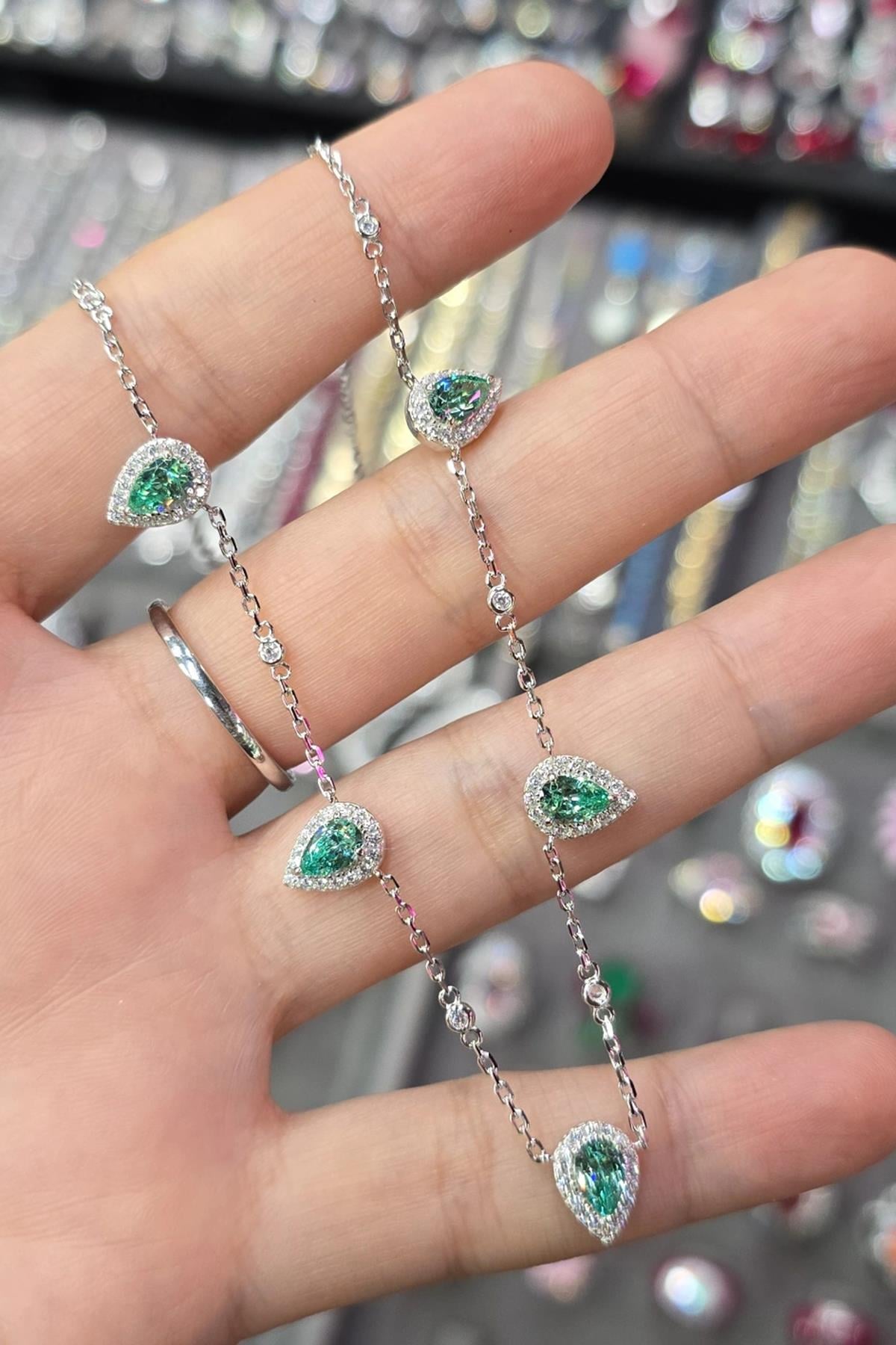 TURKUAZ MOZANİT MİNİ DAMLA GÜMÜŞ KOLYE