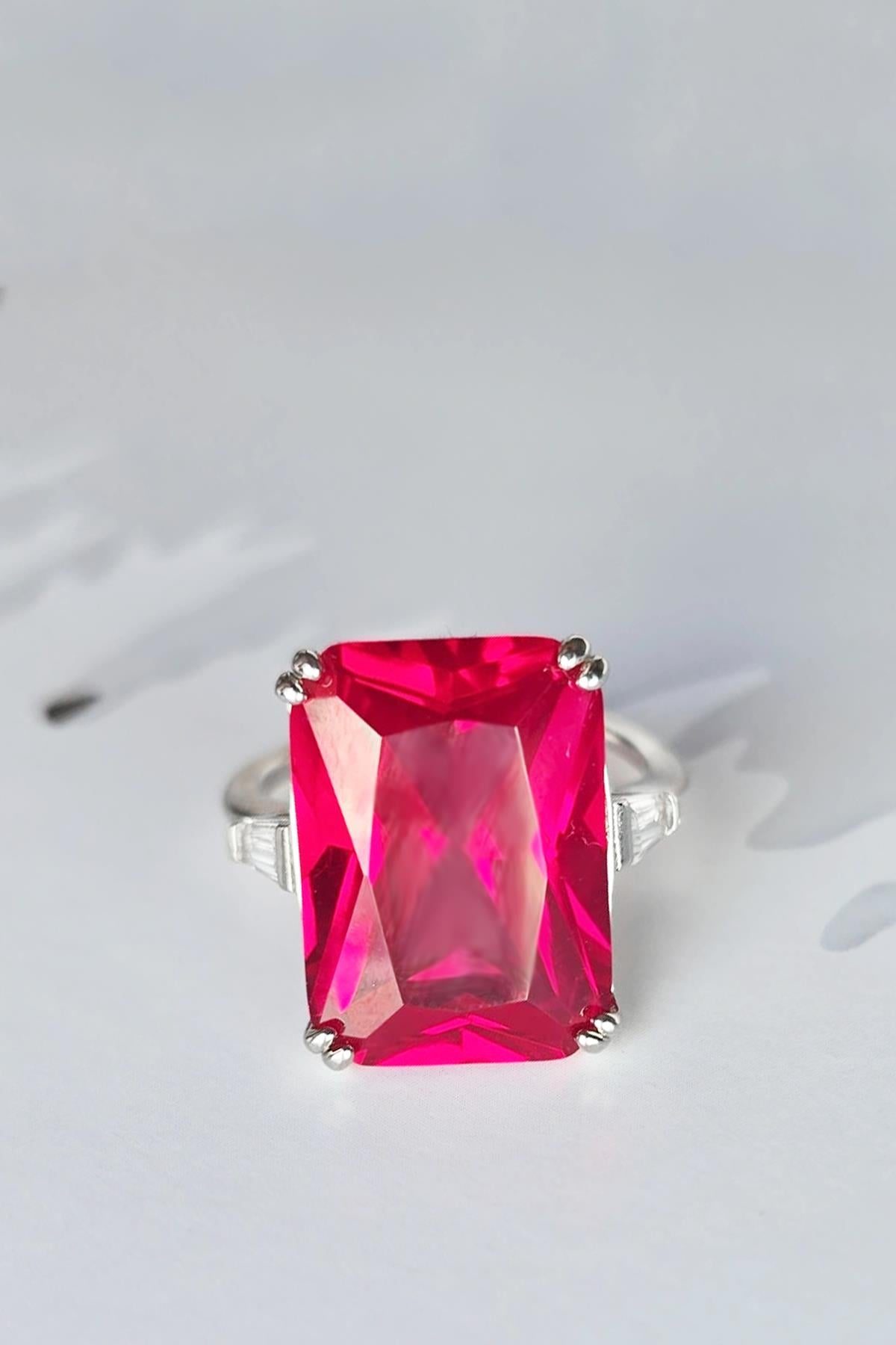 YAKUT RUBY DİKDÖRTGEN GÜMÜŞ YÜZÜK