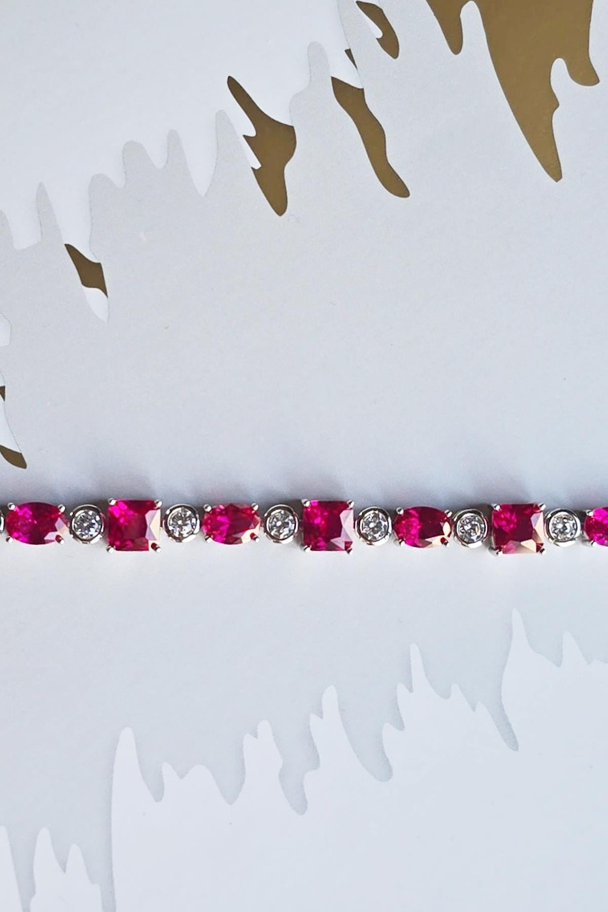 YAKUT RUBY KARE ÇOKLU ŞEKİL GÜMÜŞ BİLEZİK