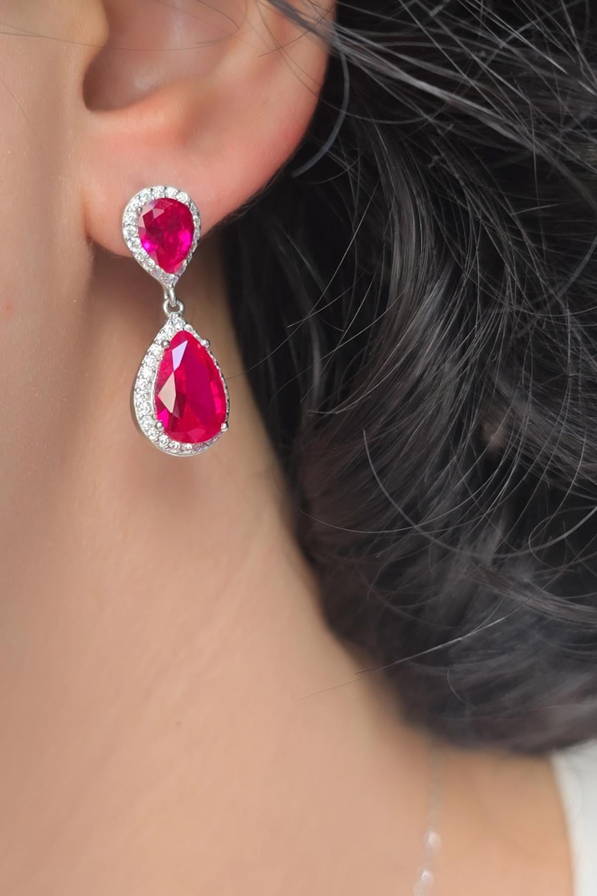 YAKUT RUBY OVAL GÜMÜŞ KÜPE