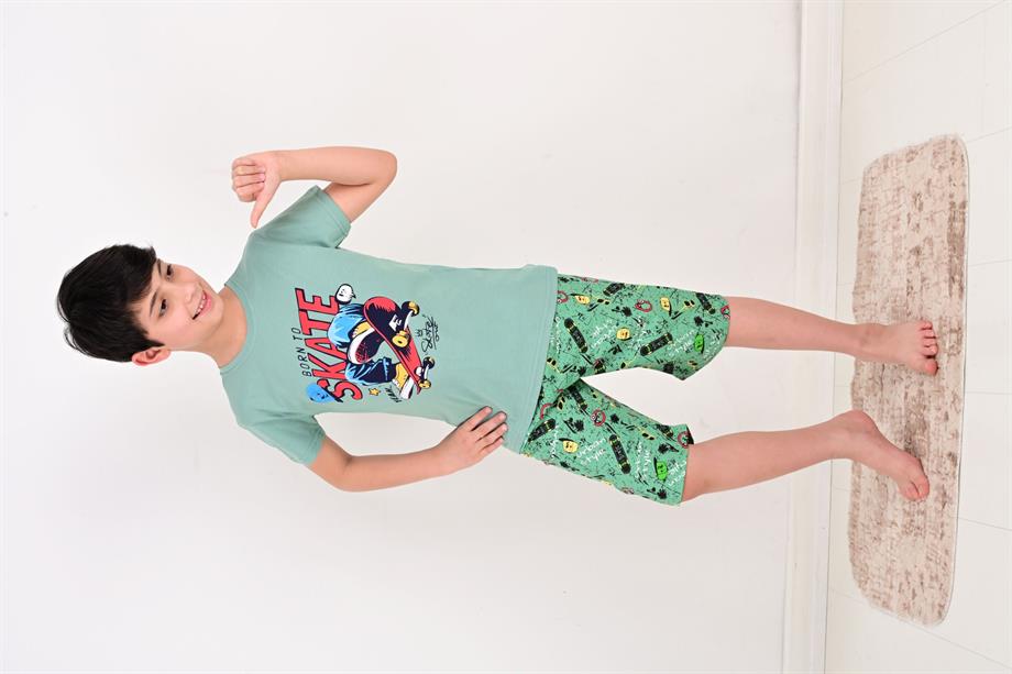 erkek çocuk pijama takımı kapri born to skate çağla