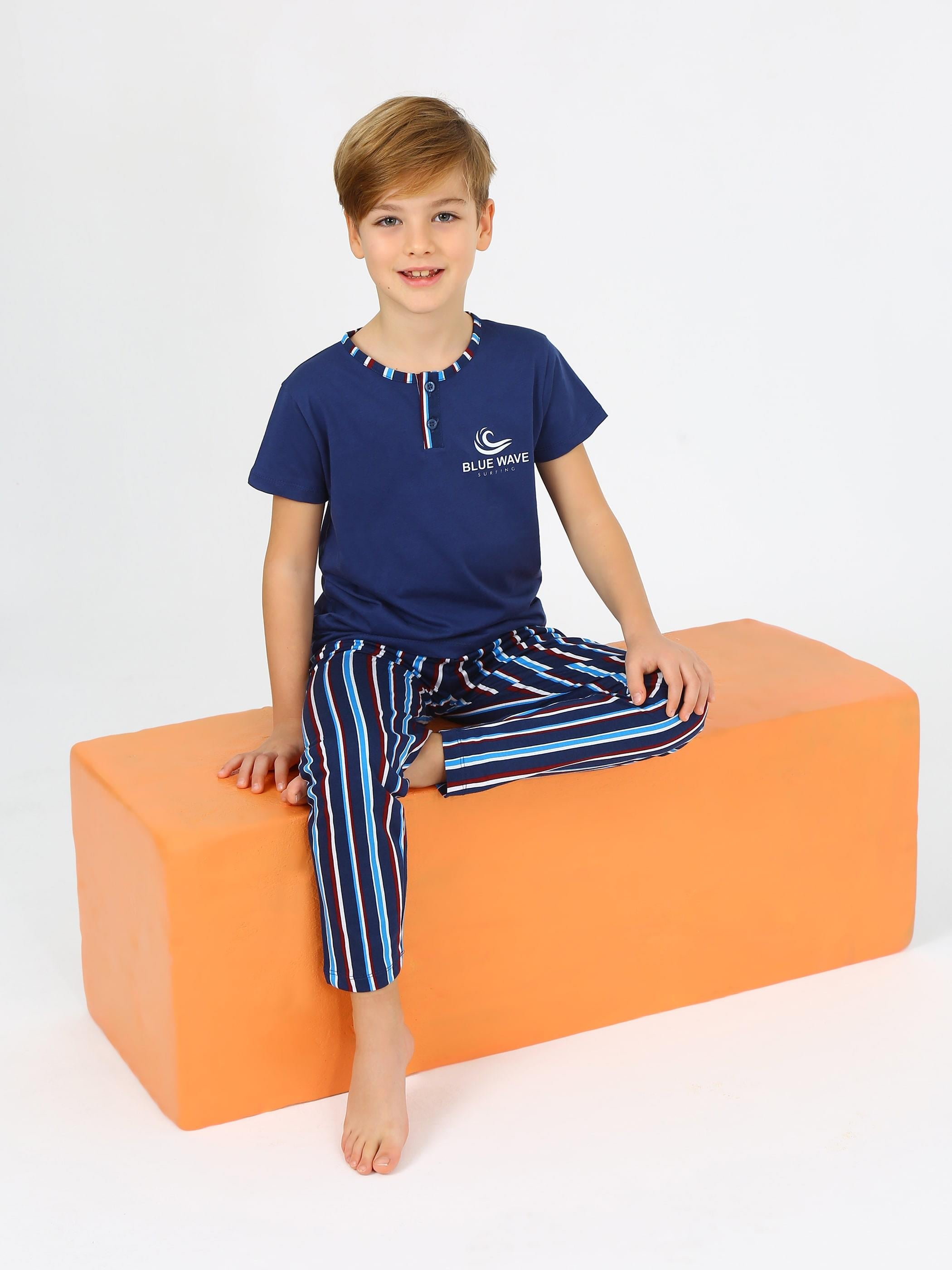 Erkek Çocuk Kısa Kollu %100 Pamuklu Düğme Detaylı Wave Pijama Takımı