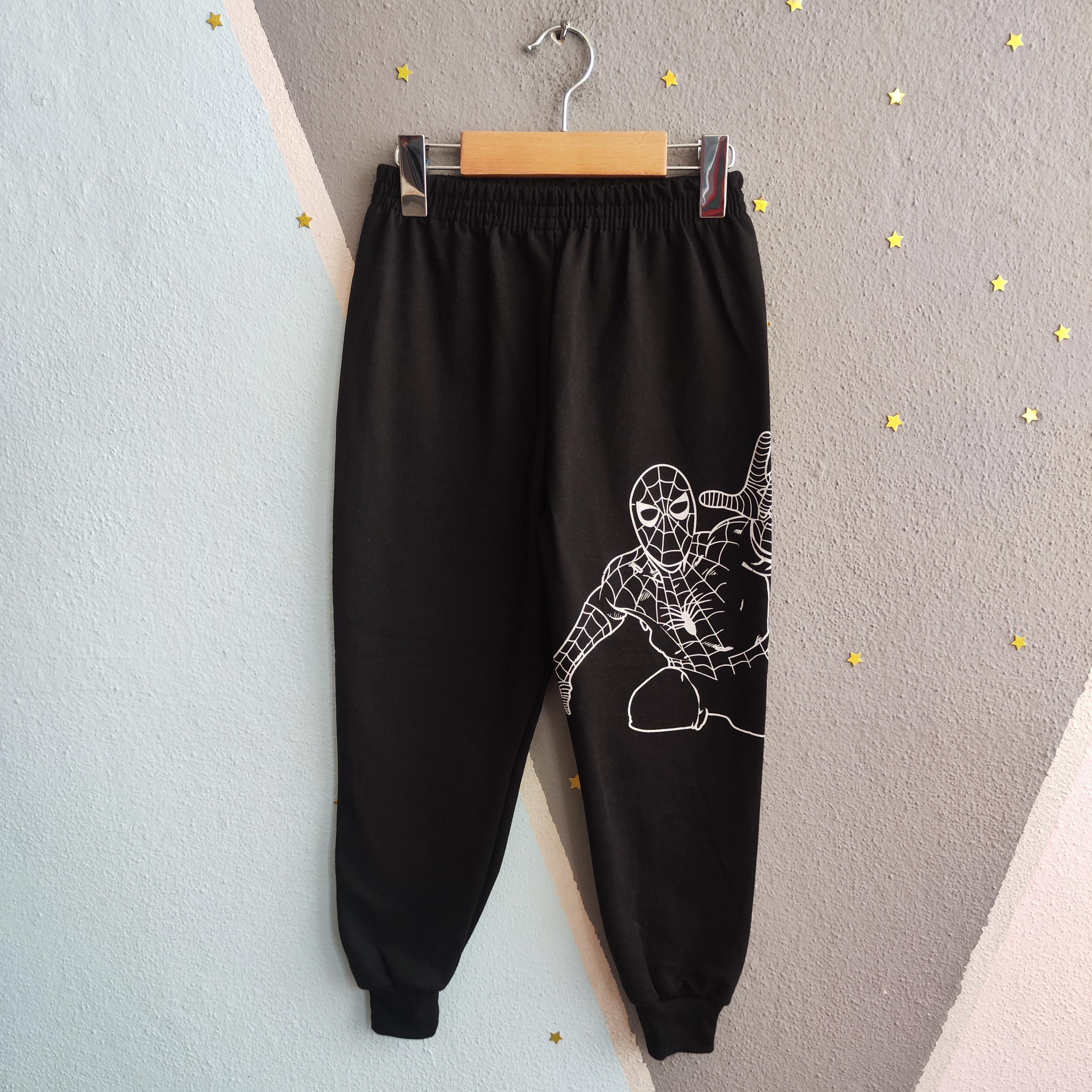 1379 - Spidey Baskılı Mevsimlik Erkek Takım - Kırmızı