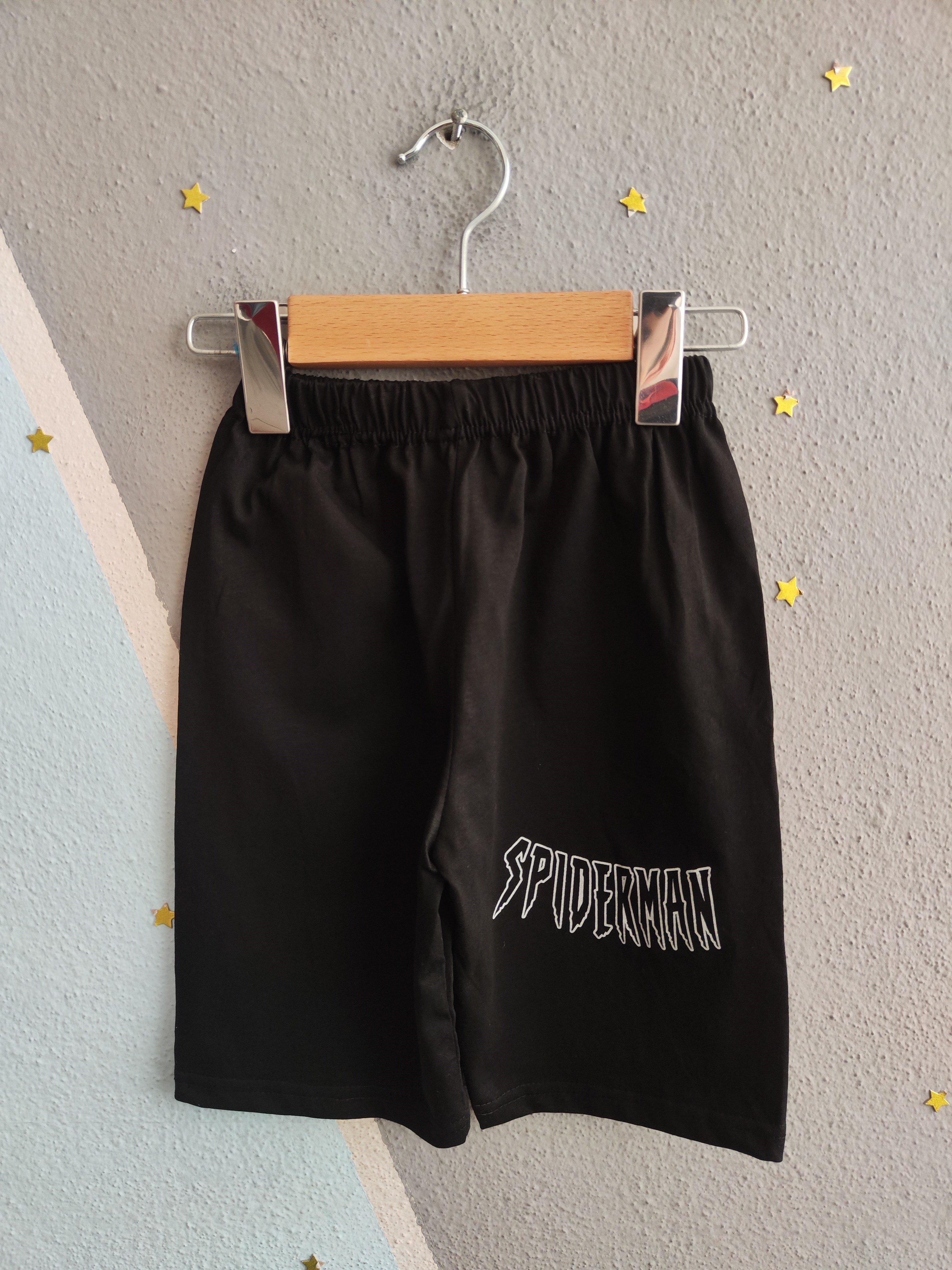 1947 - Karakter Baskılı Şortlu Erkek Çocuk Takımı - Kırmızı