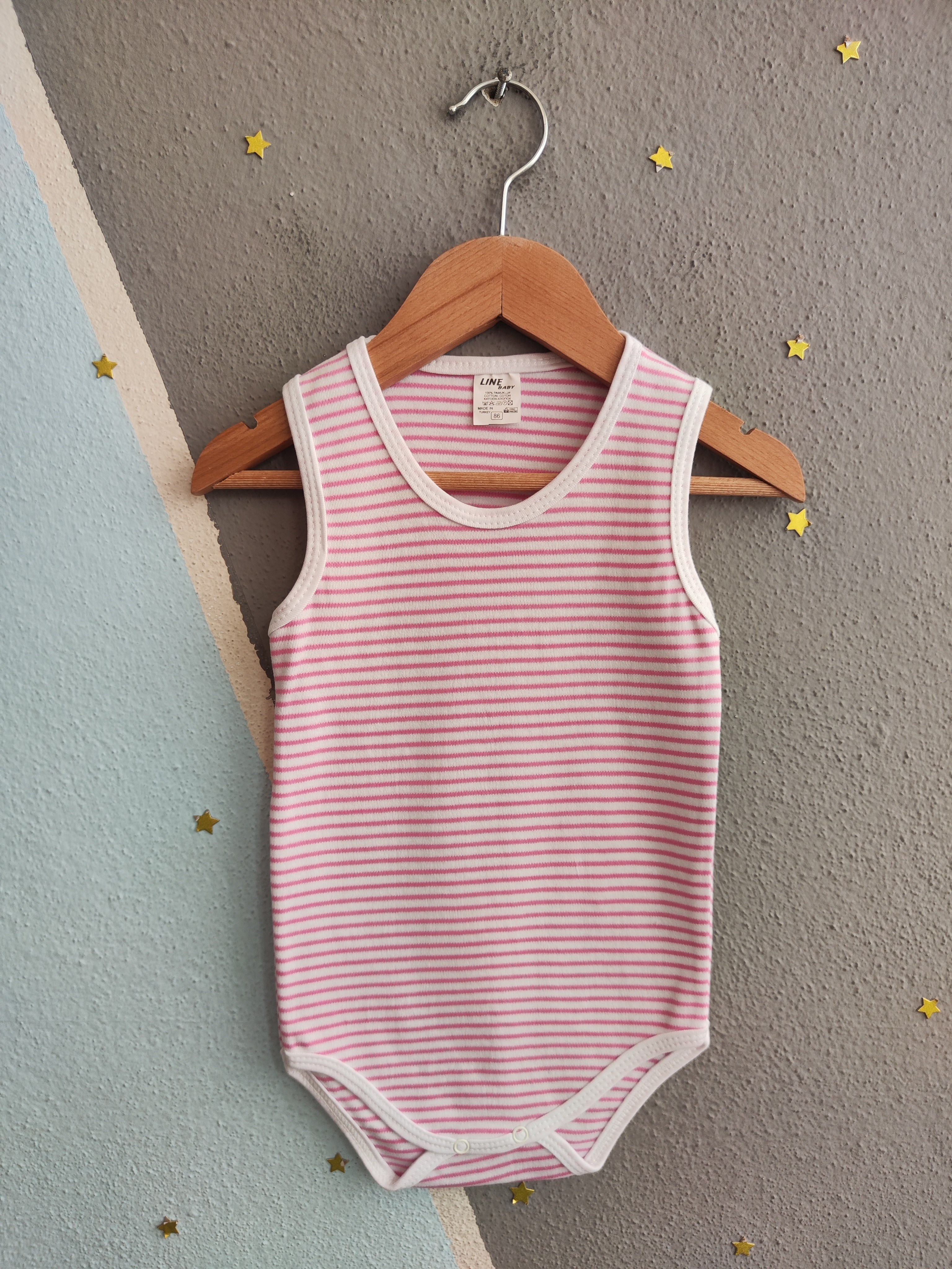 1964 - Pembe Çizgili Kolsuz Bebek Çıtçıtlı Body