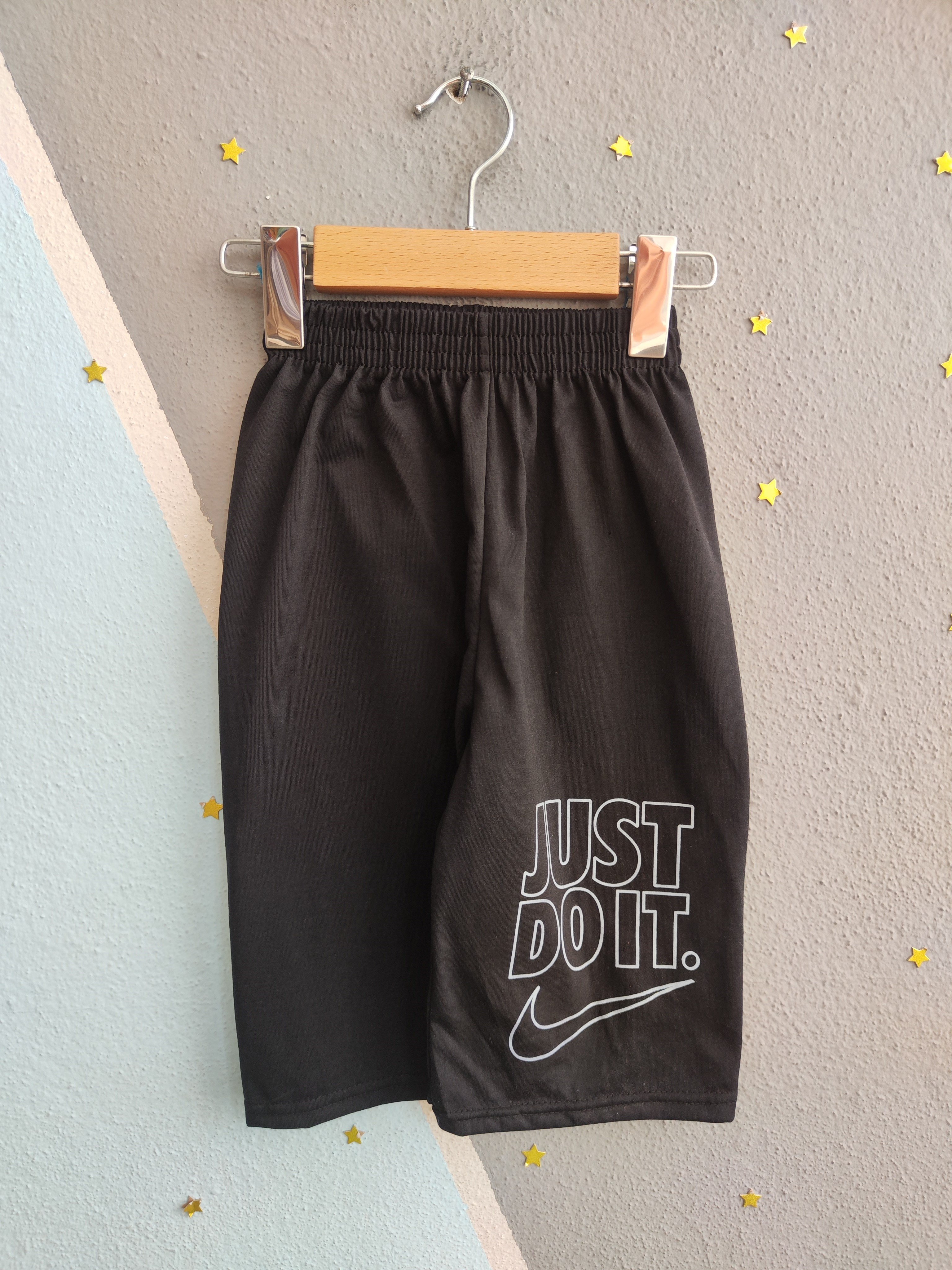 1990-  Önü ve Arkası Baskılı Şortlu Erkek Çocuk Takım - Siyah