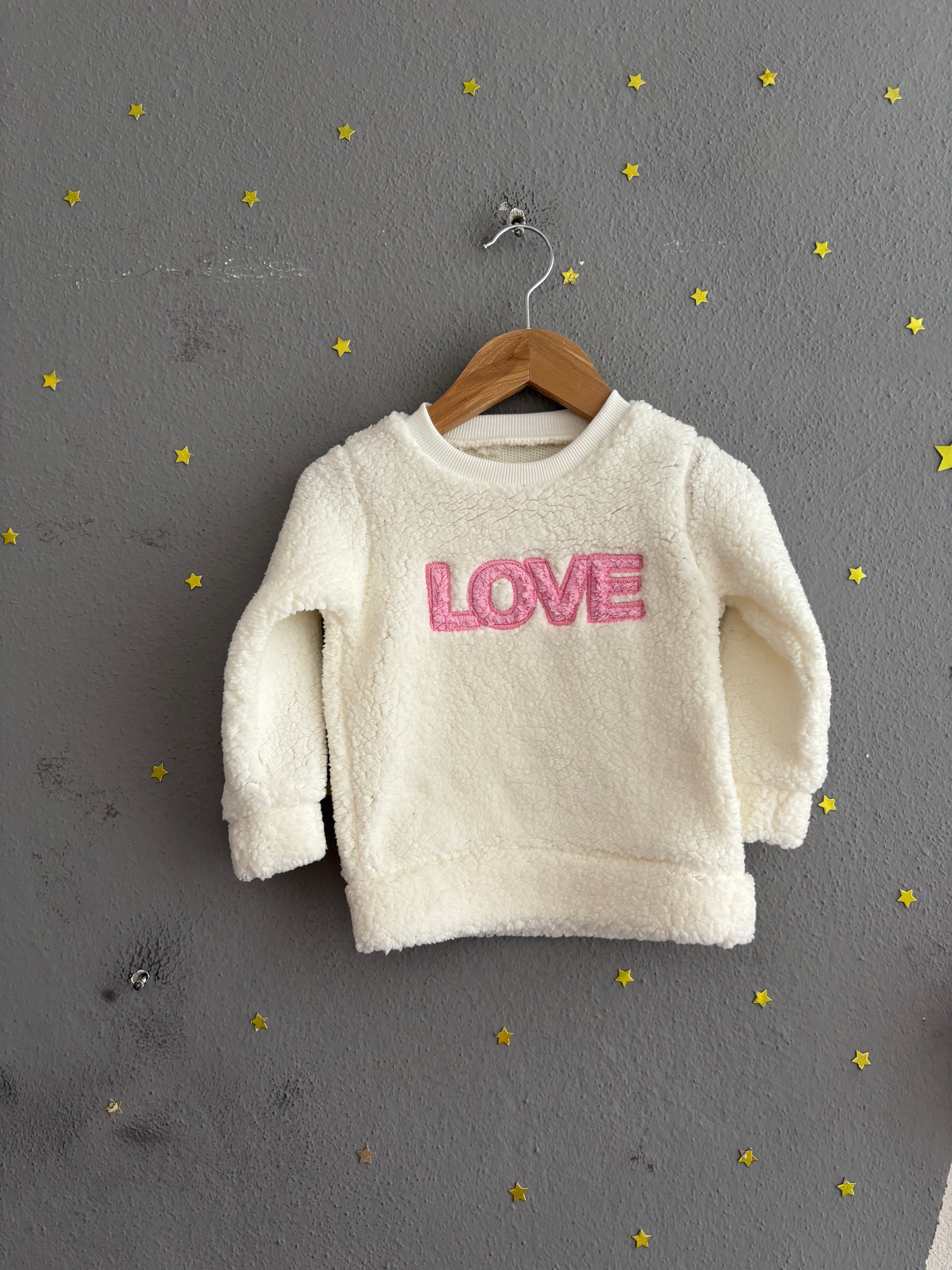 2153 - Love Baskılı Peluş Kumaş Kız Bebek Takımı - Pembe