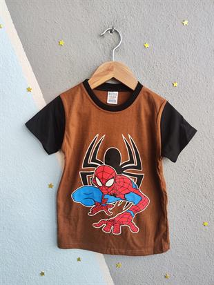 1465 - Örümcek Adam Baskılı Yazlık Erkek Takım - Kahve