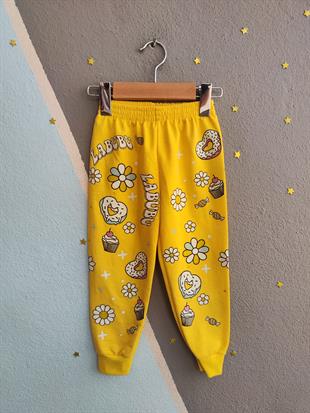 1701-Papatya Desenli Karakter Baskılı Kız Çocuk Takımı - Sarı