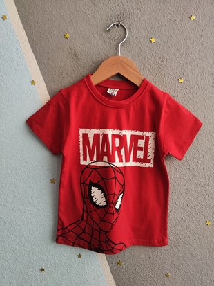 1947 - Karakter ve Yazı Baskılı Şortlu Erkek Çocuk Takımı - Kırmızı