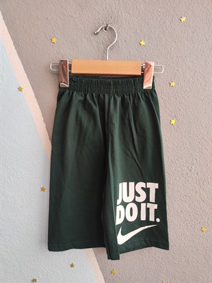 1990-  Önü ve Arkası Baskılı Şortlu Erkek Çocuk Takım - Zümrüt